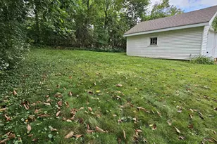 821 Summit St, Baraboo, WI 53913 - Photo 23