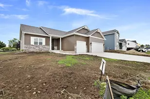 211 Michelle Ln, Cottage Grove, WI 53527 - Photo 3