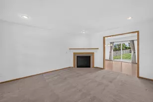7722 Crawling Stone Rd, Madison, WI 53719 - Photo 5