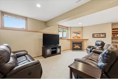 1299 St Patrick Way, Sun Prairie, WI 53590 - Photo 43