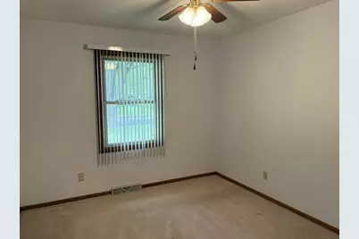 439 Higgins Drive, Janesville, WI 53536 - Photo 23