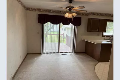 439 Higgins Drive, Janesville, WI 53536 - Photo 9