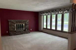 439 Higgins Dr, Janesville, WI 53536 - Photo 3