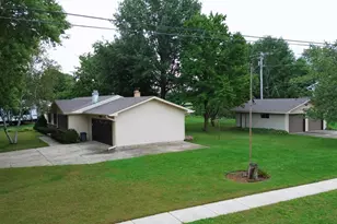 439 Higgins Dr, Janesville, WI 53536 - Photo 77