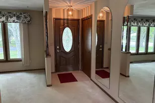 439 Higgins Dr, Janesville, WI 53536 - Photo 7