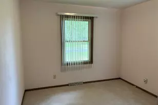 439 Higgins Dr, Janesville, WI 53536 - Photo 27