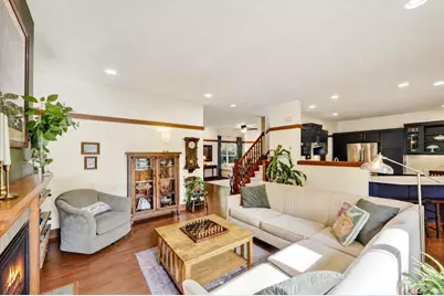 702 McLean Drive, Madison, WI 53718 - Photo 9