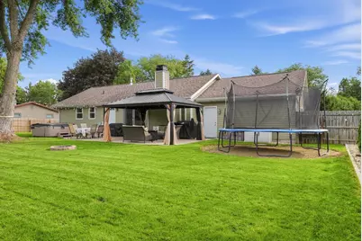 753 Chelsea Place, Janesville, WI 53546 - Photo 3