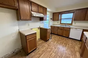 N4520 Johnson Rd, Mauston, WI 53948 - Photo 9