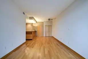 309 W Washington Ave, Madison, WI 53703 - Photo 9