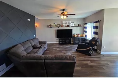 1843 Park View Drive, Baraboo, WI 53913 - Photo 3
