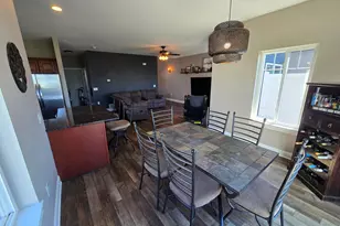 1843 Park View Dr, Baraboo, WI 53913 - Photo 7