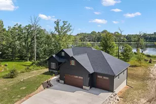 W647 Oak Shore Dr, Fall River, WI 53932 - Photo 59