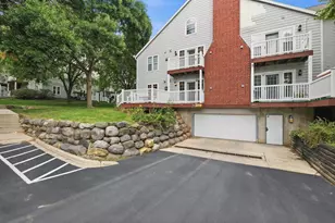 806 Kottke Dr, Madison, WI 53719 - Photo 25