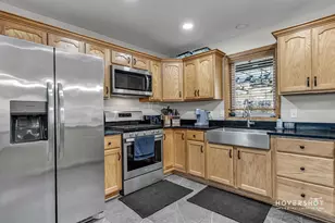 519 Vine St, Baraboo, WI 53913 - Photo 23