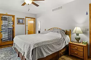 824 N Clover Ln, Cottage Grove, WI 53527 - Photo 9