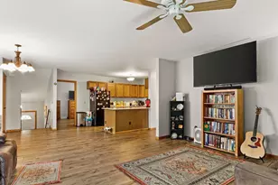 824 N Clover Ln, Cottage Grove, WI 53527 - Photo 7