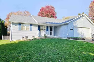 135 Campion Dr, Janesville, WI 53536 - Photo 1