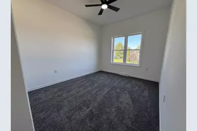 400 Hollander Street, Markesan, WI 53946 - Photo 17