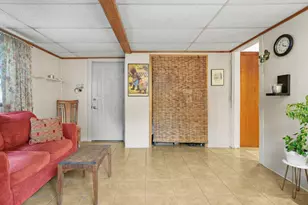 1332 E Mifflin St, Madison, WI 53703 - Photo 17