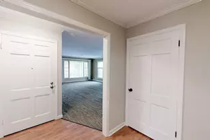 2810 Arbor Dr, Madison, WI 53711 - Photo 7