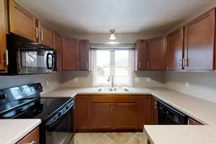 2810 Arbor Dr, Madison, WI 53711 - Photo 9