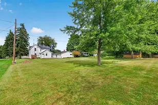 300 W Madison St, Spring Green, WI 53588 - Photo 9