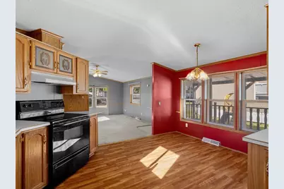 5 Beechwood Drive, Sheboygan, WI 53081 - Photo 9