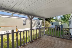 5 Beechwood Dr, Sheboygan, WI 53081 - Photo 3