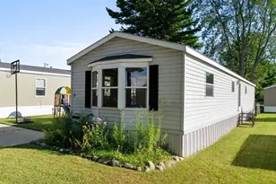 5 Beechwood Dr, Sheboygan, WI 53081 - Photo 17