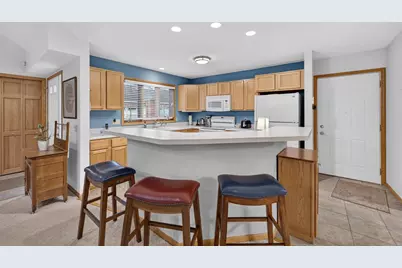 865 N High Point Road, Madison, WI 53717 - Photo 13