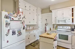 810 Chapin St, Beloit, WI 53511 - Photo 35
