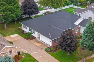 342 Blackberry Ln, DeForest, WI 53532 - Photo 77