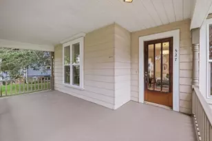 527 1st St, Baraboo, WI 53913 - Photo 3
