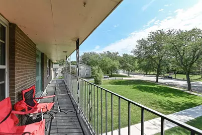 4284 S Whitnall Avenue, Milwaukee, WI 53207 - Photo 15