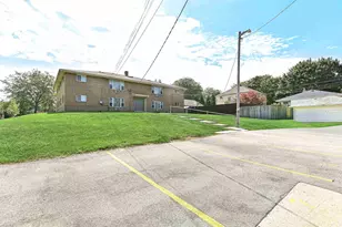 4284 S Whitnall Ave, Milwaukee, WI 53207 - Photo 23