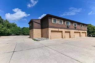 718 W Grange Ave, Milwaukee, WI 53221 - Photo 37