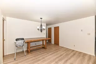 718 W Grange Ave, Milwaukee, WI 53221 - Photo 21