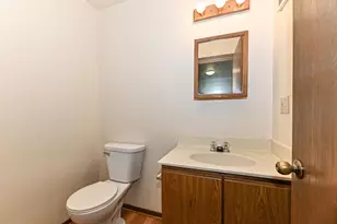 718 W Grange Ave, Milwaukee, WI 53221 - Photo 11