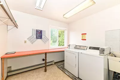718 W Grange Avenue, Milwaukee, WI 53221 - Photo 31