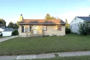 2015 Pioneer Dr, Beloit, WI 53511 - Photo 1