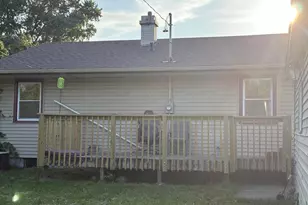 2015 Pioneer Dr, Beloit, WI 53511 - Photo 15