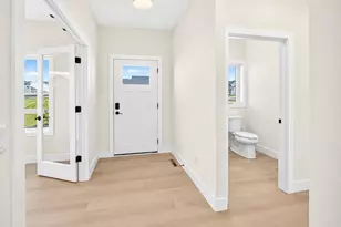 4067 Royal View Dr, DeForest, WI 53532 - Photo 19