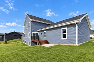 4067 Royal View Dr, DeForest, WI 53532 - Photo 15