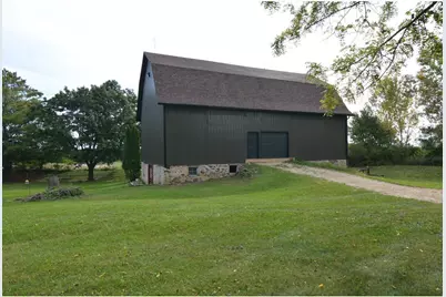 1890 County Road W, Christiana, WI 53589 - Photo 3