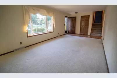 973 Harvest Lane, Sun Prairie, WI 53590 - Photo 3
