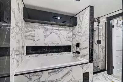 123 W Washington Avenue #706, Madison, WI 53703 - Photo 29