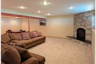 802 Chickadee Drive, Cambridge, WI 53523 - Photo 37
