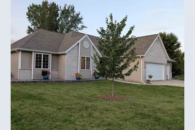 802 Chickadee Drive, Cambridge, WI 53523 - Photo 3