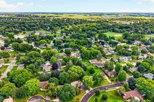 186 Hillcrest Cir, Sun Prairie, WI 53590 - Photo 47